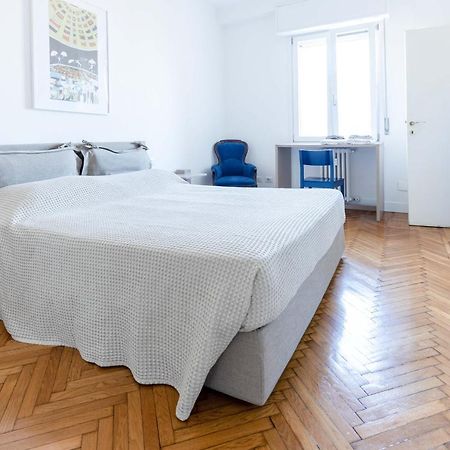 Milan Flat 5 Min From Duomo With Park For Small Cars Zewnętrze zdjęcie
