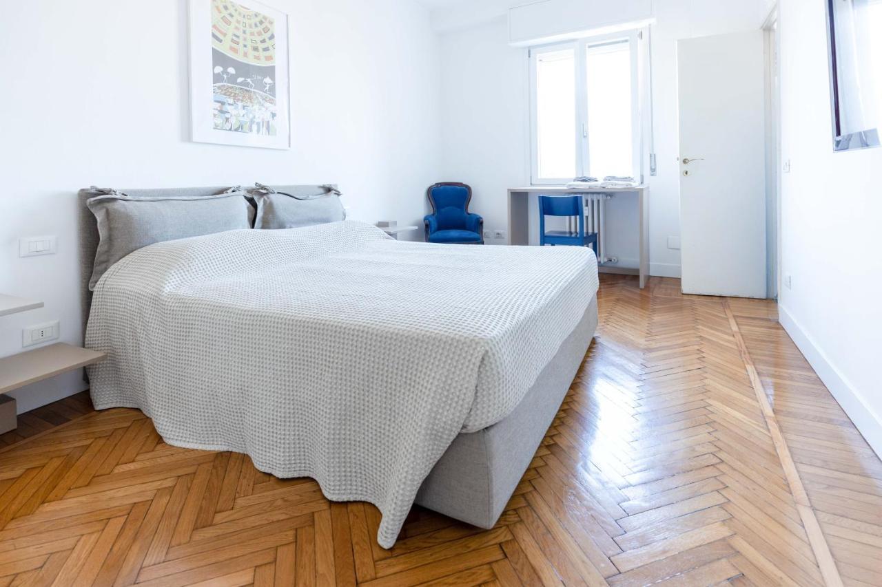 Milan Flat 5 Min From Duomo With Park For Small Cars Zewnętrze zdjęcie